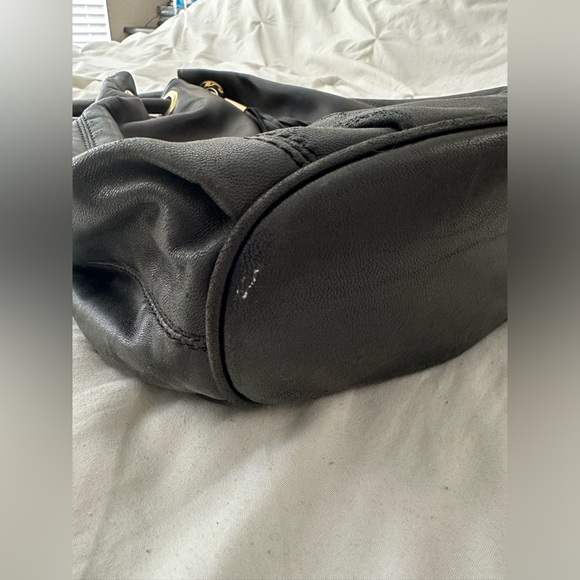 MICHAEL Michael Kors Black Pebbled Leather Medium East West Ring Tote Bag - Picture 9 of 9